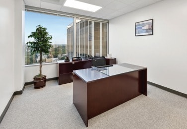 222 Delaware Ave, Wilmington, DE for lease Interior Photo- Image 1 of 5