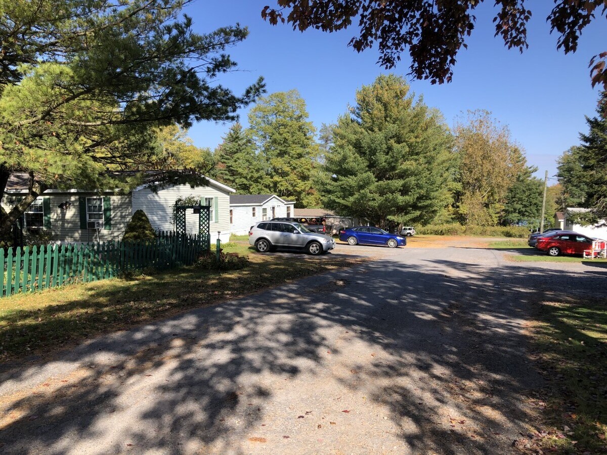 1795 County Highway 107, Amsterdam, NY 12010