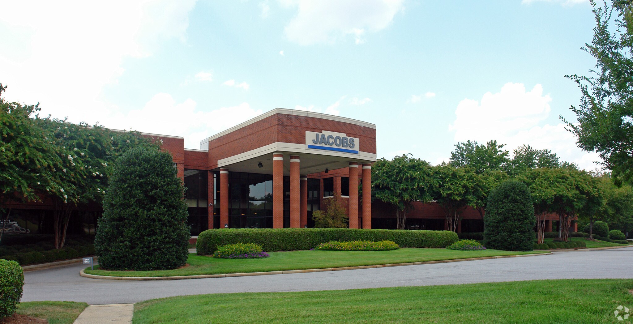 1041 E Butler Rd, Greenville, SC 29607 Jacobs Building