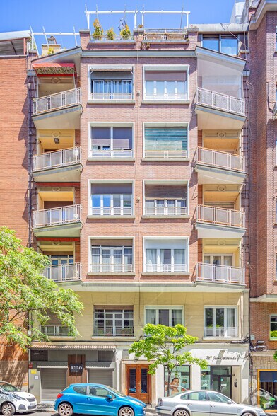 Calle Ponzano, 64, Madrid, Madrid for sale - Primary Photo - Image 1 of 1