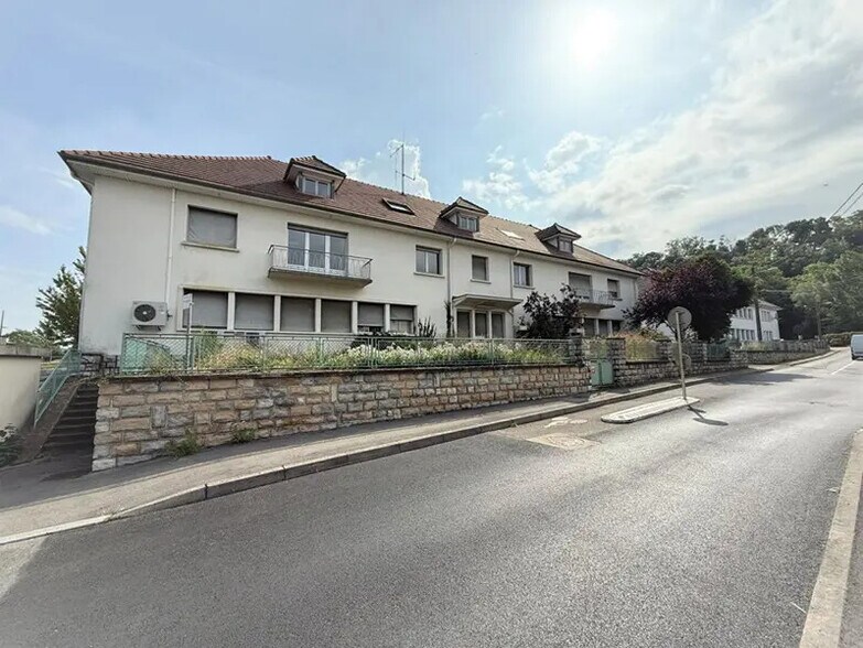 Office in Besançon for sale - Building Photo - Image 1 of 18
