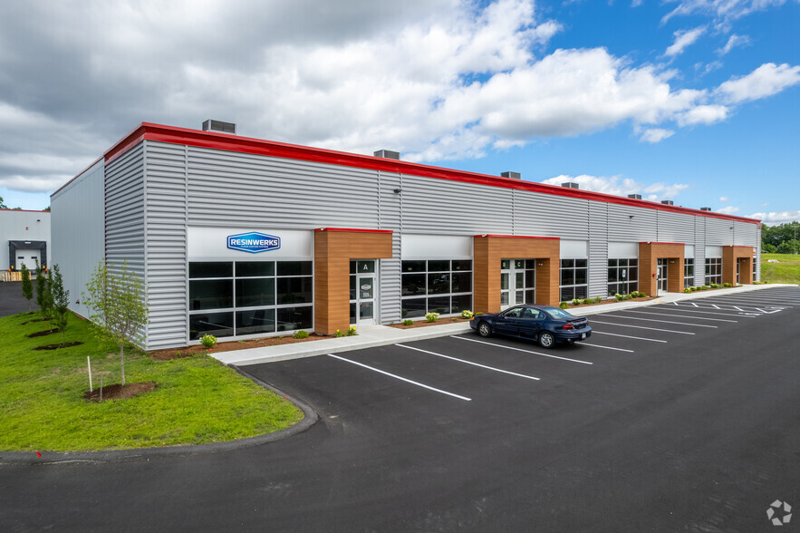 220 - 306 Innovative Way, Nashua, NH for lease - Building Photo - Image 1 of 12