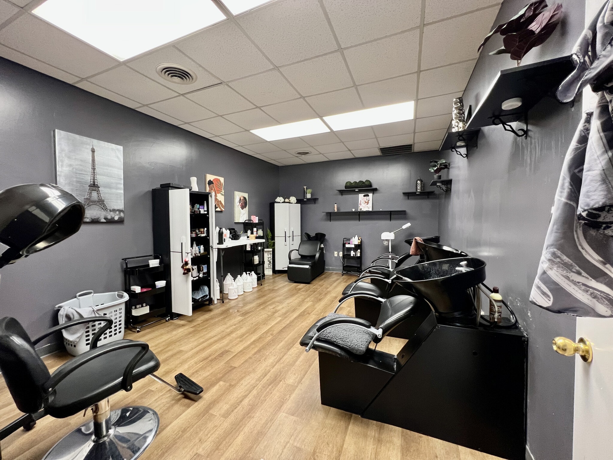 5306-5346 Peters Creek Rd, Roanoke, VA for lease Interior Photo- Image 1 of 6