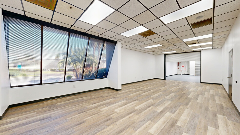 13190 56th Ct, Clearwater, FL for lease - Matterport 3D Scan - Image 3 of 49