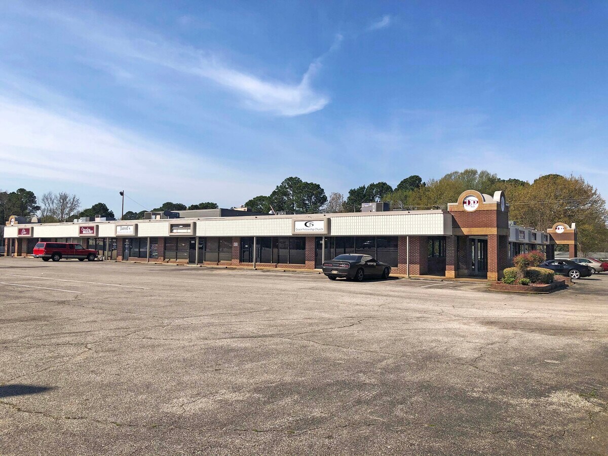 12191295 Stateline Rd, Southaven, MS 38671