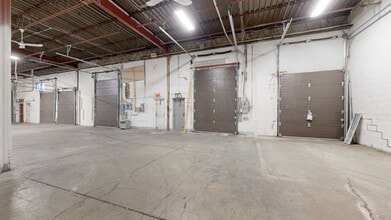 1248-1360 Rue Beaulac, Saint-Laurent, QC for lease Matterport 3D Scan- Image 1 of 9