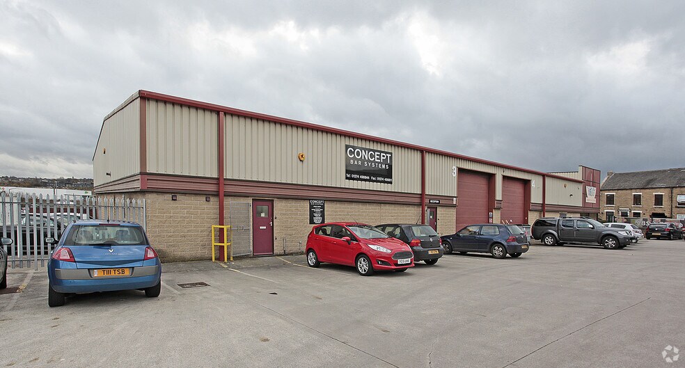 Cemetery Rd, Bradford for lease - Building Photo - Image 2 of 5