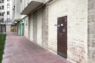 Retail in Madrid, Madrid for lease Interior Photo- Image 2 of 2