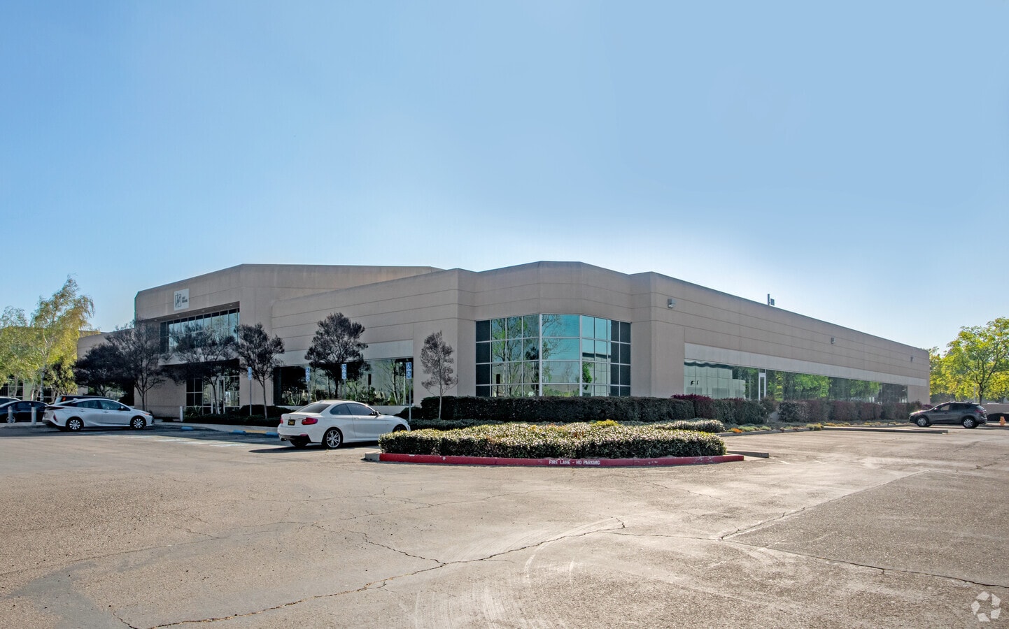 18715 Madrone Pky, Hill, CA 95037