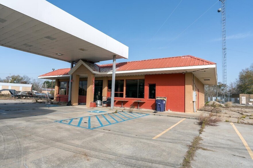 504 3rd Ave, Fenton, LA for sale - Primary Photo - Image 1 of 5