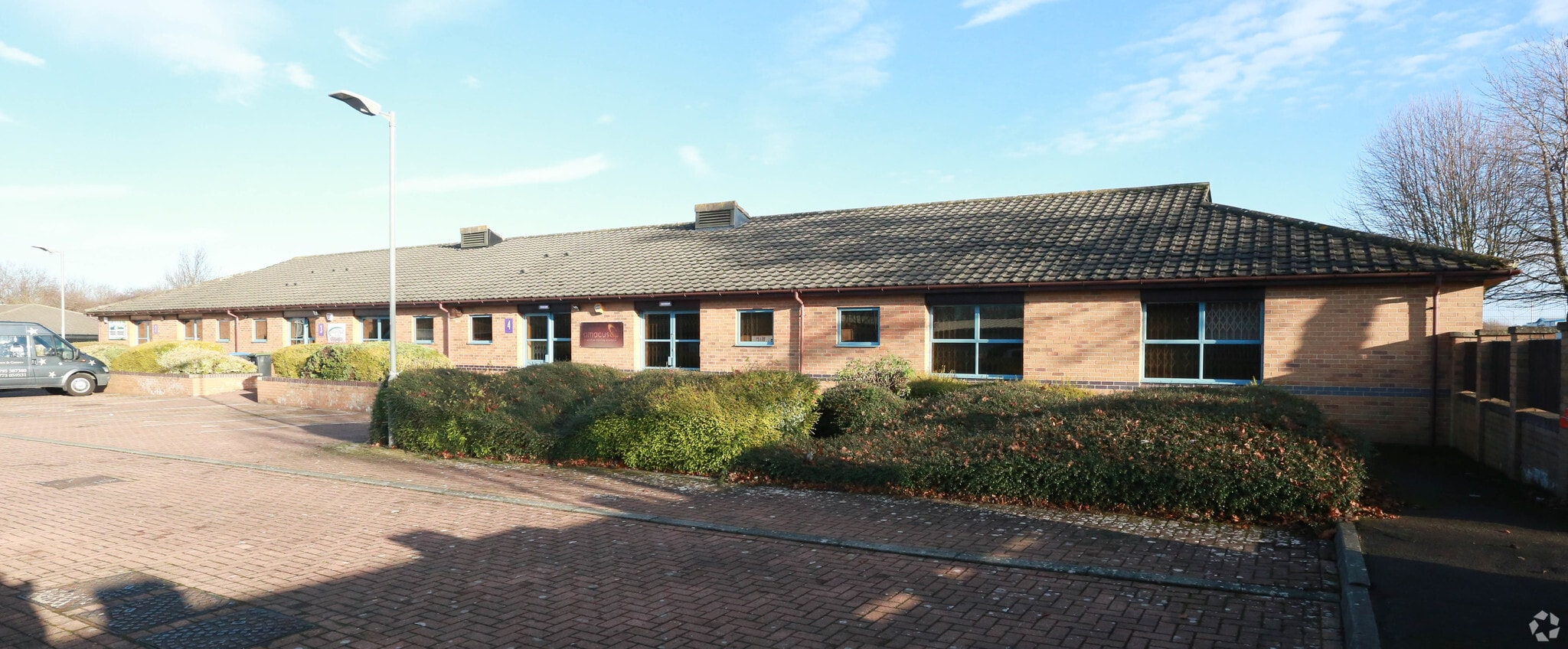 4 Hutton Close, Bishop Auckland for lease Building Photo- Image 1 of 5