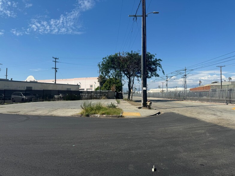 2131 Long Beach Ave, Los Angeles, CA for sale - Building Photo - Image 2 of 3