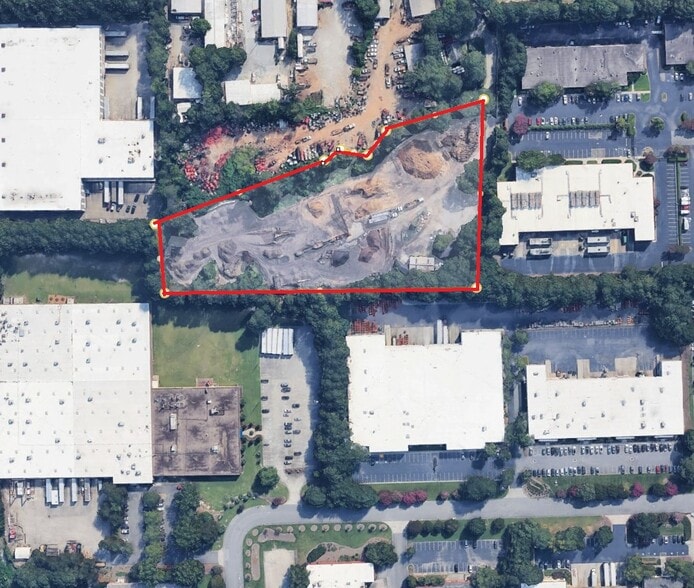 575 Langford Ln, Norcross, GA for sale - Primary Photo - Image 1 of 1