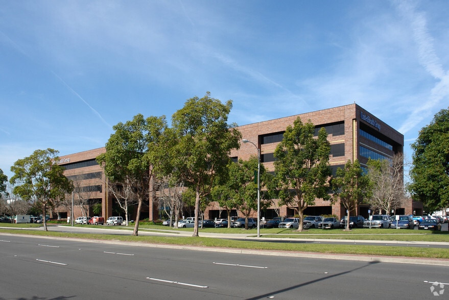 5701 Katella Ave, Cypress, CA for lease - Building Photo - Image 3 of 10