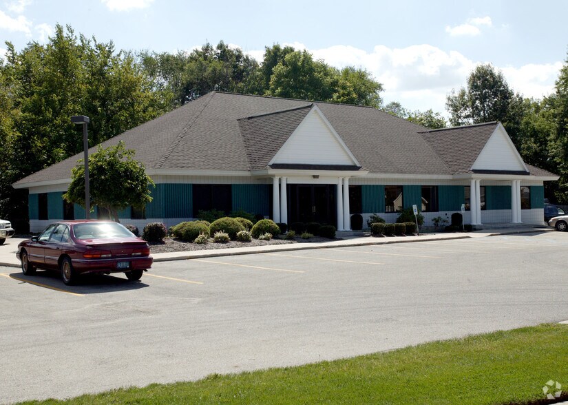 4653 Plainfield Ave NE, Grand Rapids, MI for sale - Building Photo - Image 1 of 1