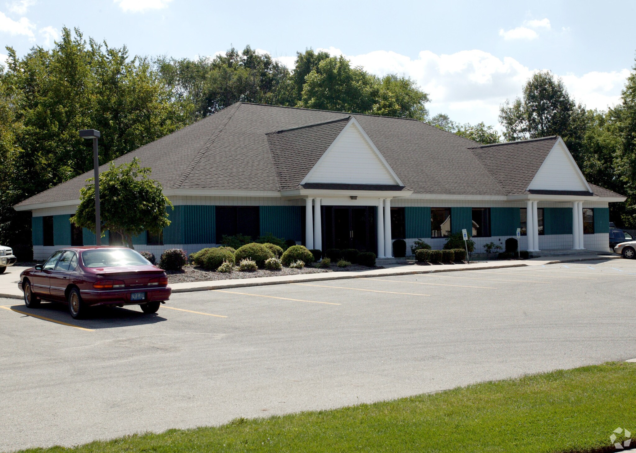 4653 Plainfield Ave NE, Grand Rapids, MI for sale Building Photo- Image 1 of 1