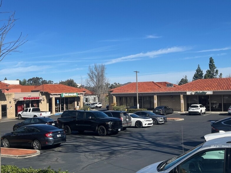 16656 Bernardo Center Dr, San Diego, CA for lease - Building Photo - Image 3 of 11