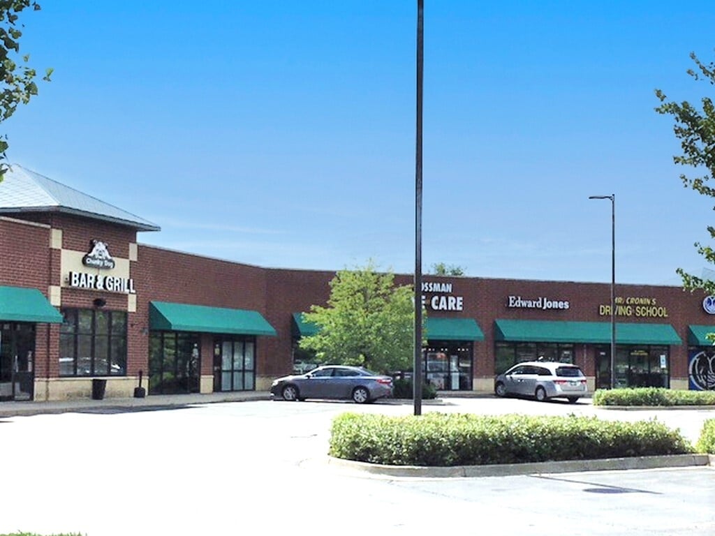 1925-1991 Huntley Rd, West Dundee, IL for lease Building Photo- Image 1 of 8