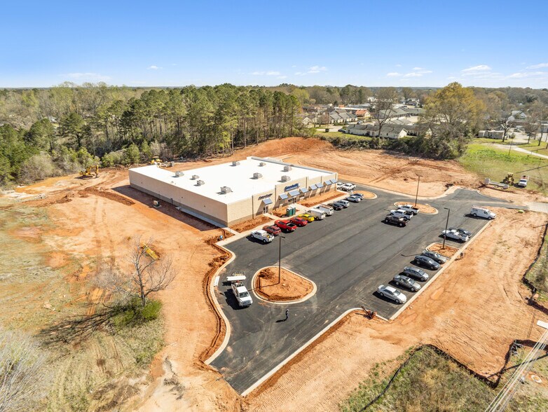 311 Commerce Ave, Lagrange, GA for sale - Building Photo - Image 1 of 1