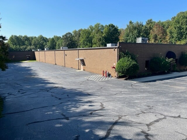 1211 Keisler Rd SE, Conover, NC for lease Building Photo- Image 1 of 12