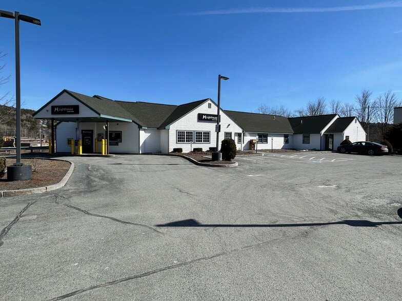 199 Heater Rd, Lebanon, NH for sale - Building Photo - Image 3 of 9