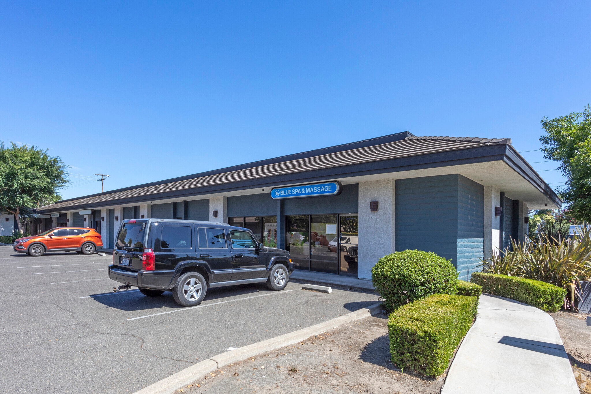 1800 Tully Rd, Modesto, CA for lease Building Photo- Image 1 of 7