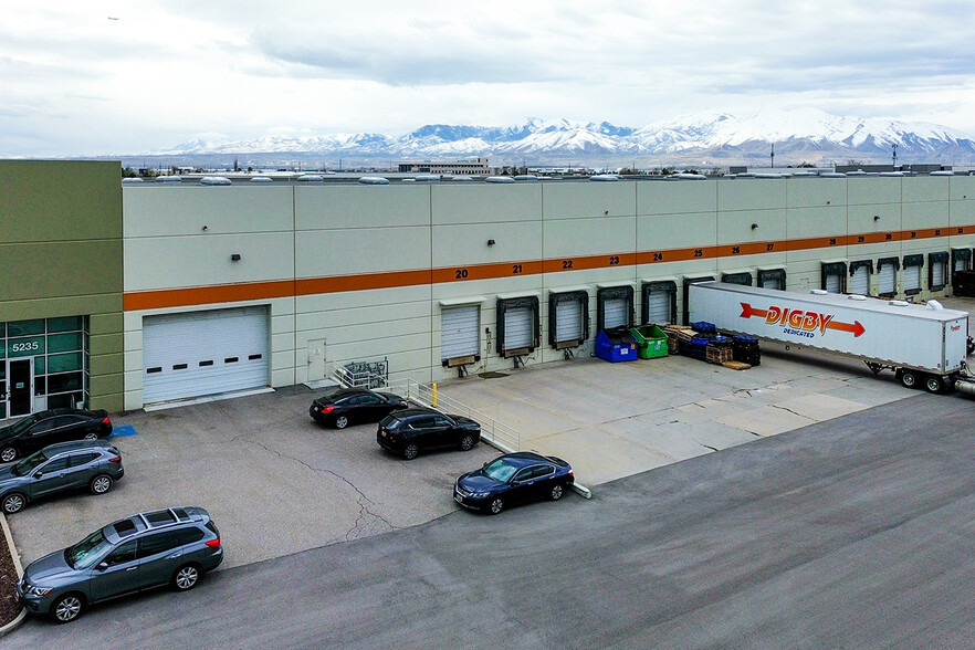 5185-5323 Harold Gatty, Salt Lake City, UT for lease - Building Photo - Image 1 of 2