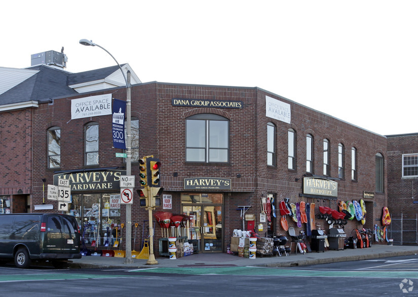 1004 Great Plain Ave, Needham, MA for sale - Building Photo - Image 1 of 1
