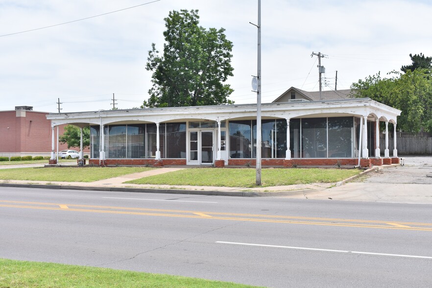 1304 NW 23rd St, Oklahoma City, OK for lease - Building Photo - Image 1 of 2