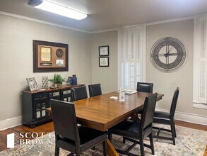 903 N Elm St, Denton, TX for lease Building Photo- Image 1 of 5