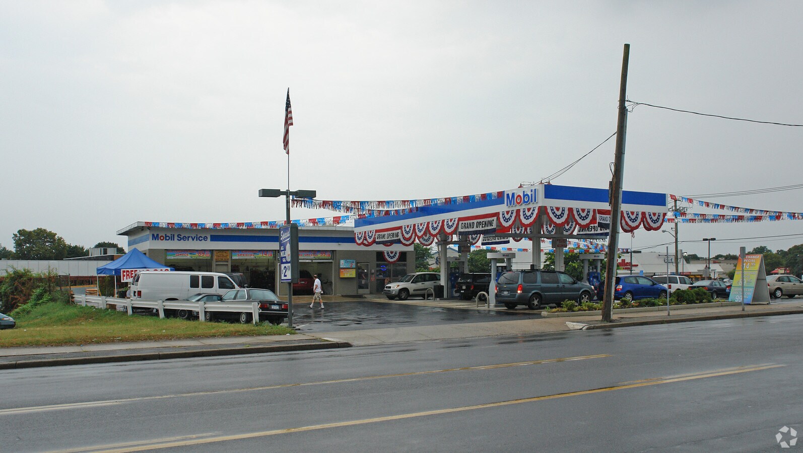 624 N Wellwood Ave, Lindenhurst, NY 11757