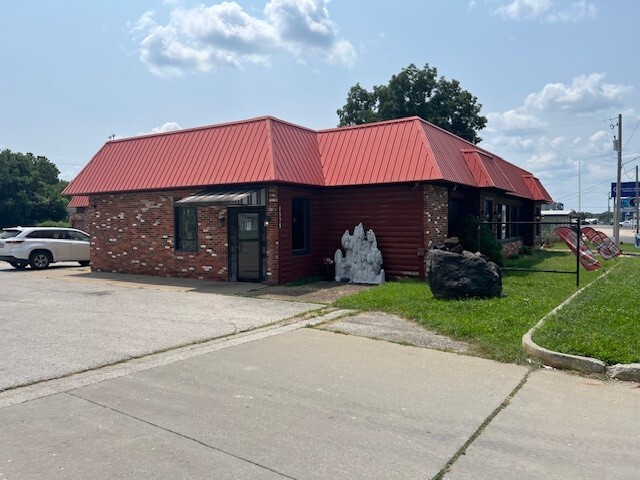 1975 W Broadway Blvd, Sedalia, MO for sale Building Photo- Image 1 of 34