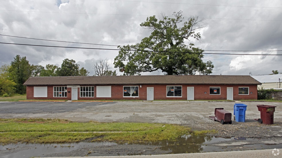4328 Bainbridge Blvd, Chesapeake, VA for sale - Building Photo - Image 3 of 5