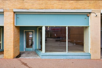 16 Franklin St, Norwich, CT for lease Interior Photo- Image 2 of 6