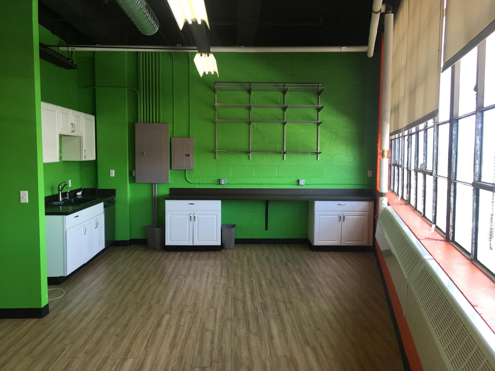 2495 Main St, Buffalo, NY for lease Interior Photo- Image 1 of 6