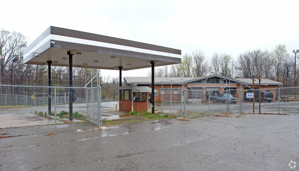 4642 Wilkinson Blvd, Charlotte, NC 28208