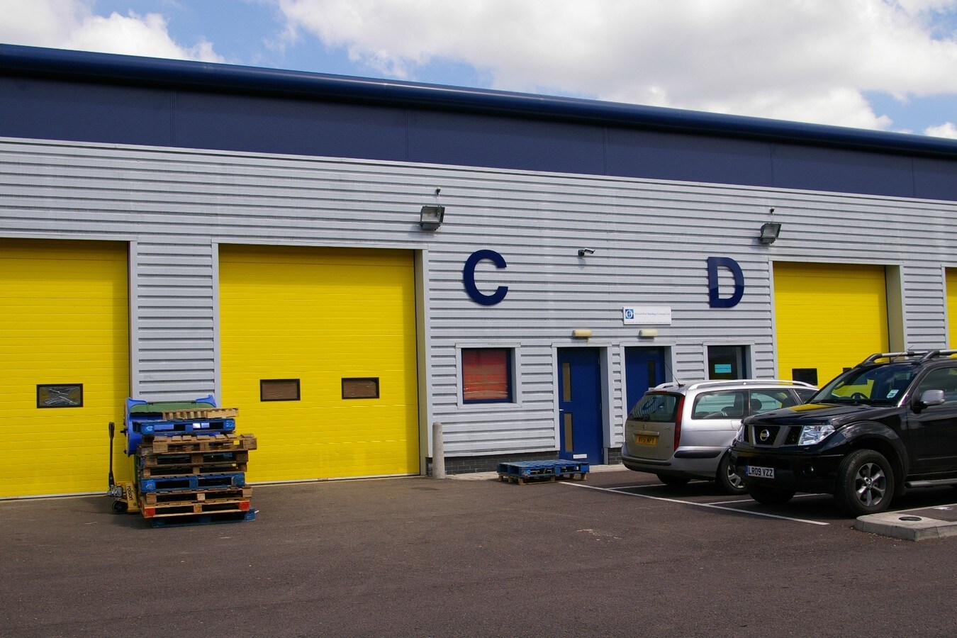 Howland Rd, Thame, OXF OX9 3GQ Industrial for Lease