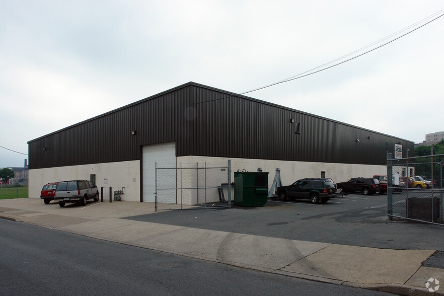 ASGCO Allentown Buildings #3 and #4 portfolio of 2 properties for sale on LoopNet.com - Primary Photo - Image 2 of 2