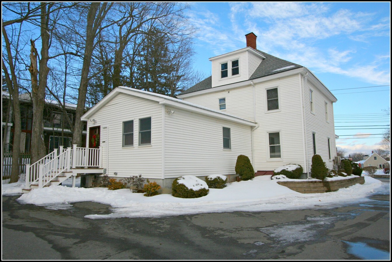 716 Union St, Bangor, ME 04401