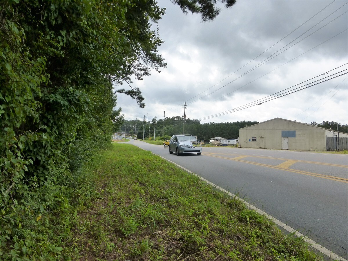 440 Victoria Rd, Woodstock, GA 30189