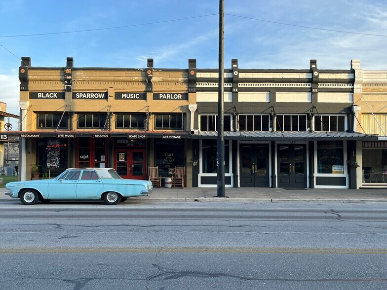 115 W 2nd St, Taylor, TX for sale - Building Photo - Image 2 of 17