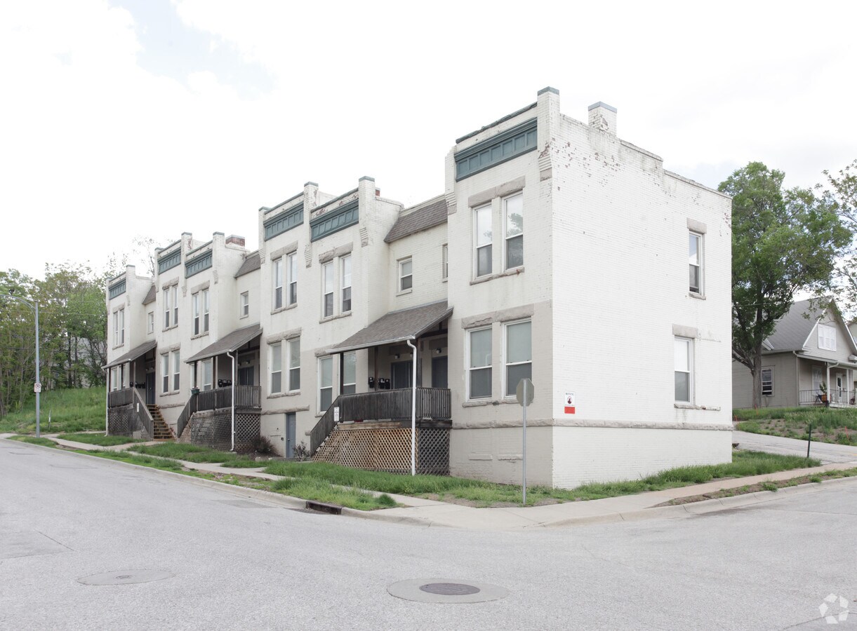 1001 N 29th St, Omaha, NE 68131