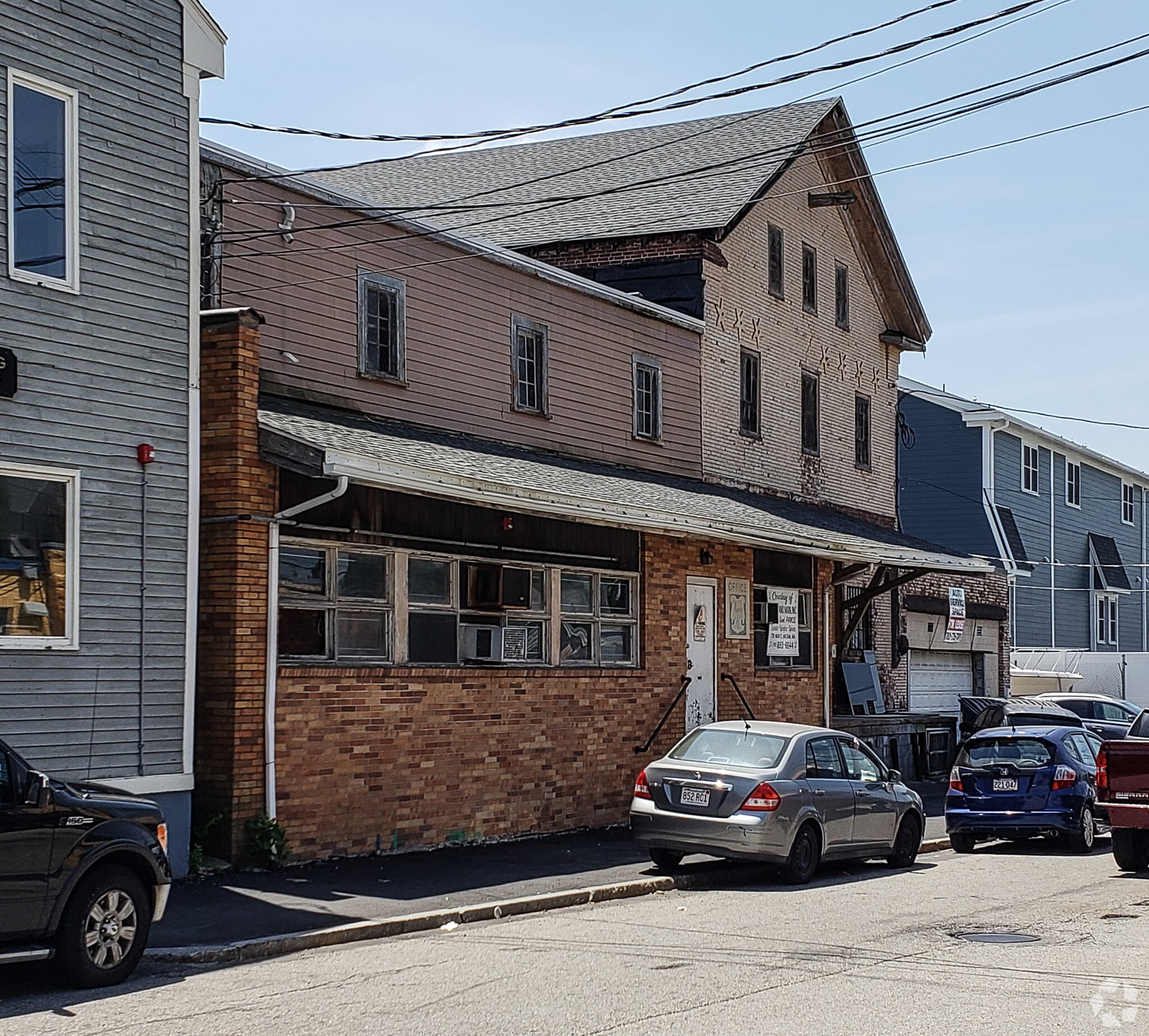 22 Felton St, Waltham, MA for sale Primary Photo- Image 1 of 1