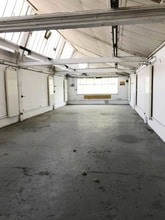 Office in Montreuil for lease Interior Photo- Image 1 of 3