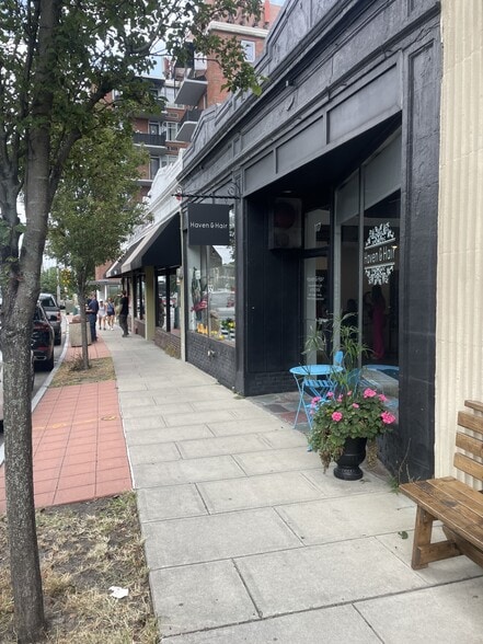 117-121 Trapelo Rd, Belmont, MA for sale - Building Photo - Image 3 of 3