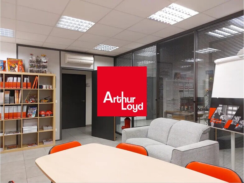 Office in La Seyne-sur-Mer for lease - Interior Photo - Image 1 of 6