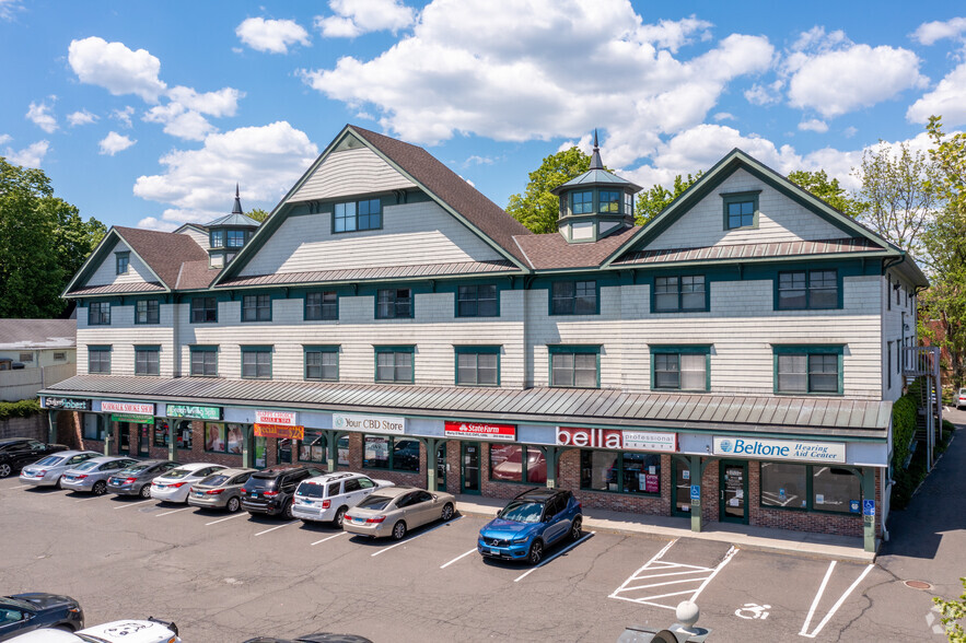 365 Westport Ave, Norwalk, CT for sale - Building Photo - Image 1 of 1