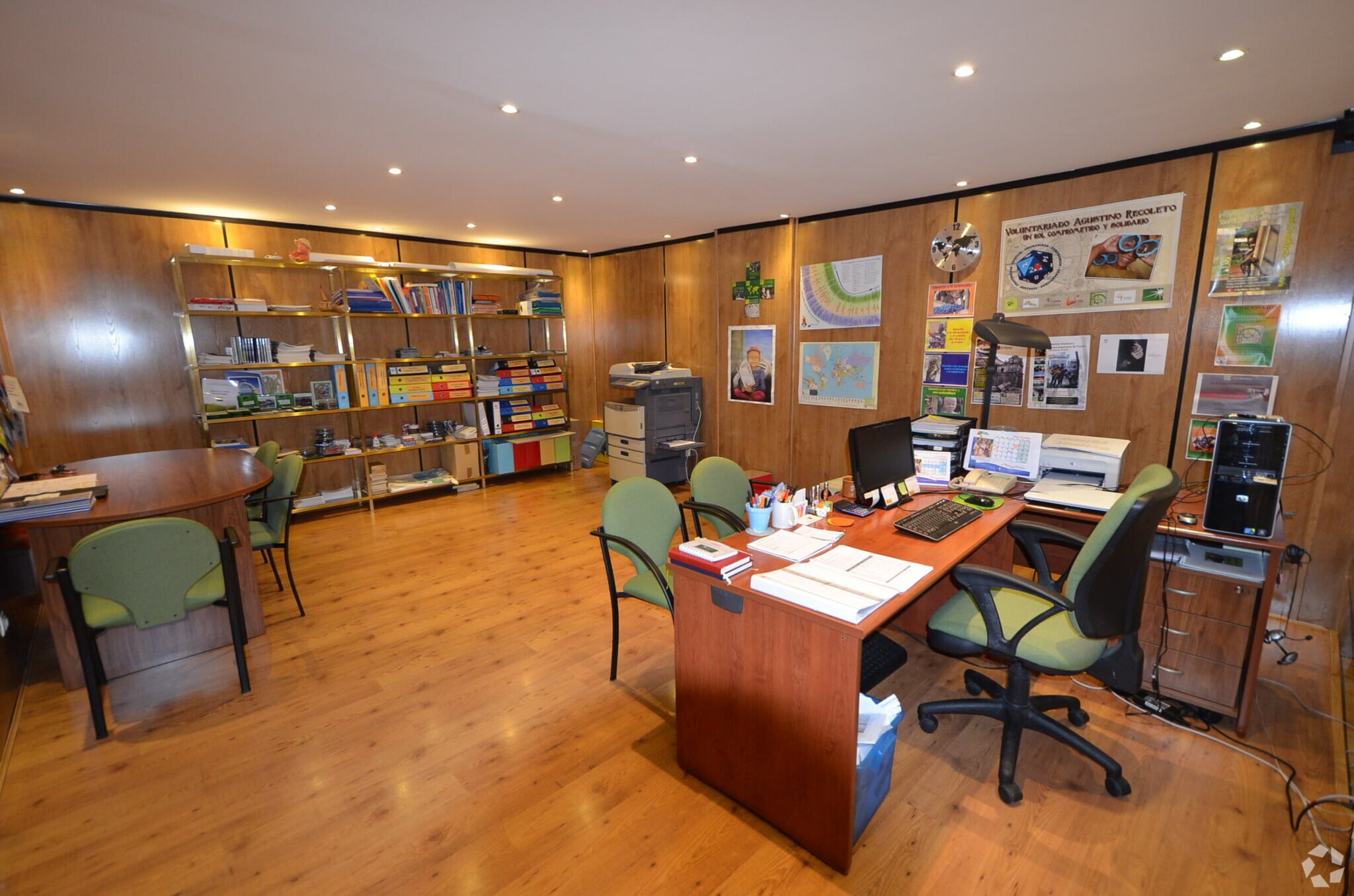 Multifamily in Madrid, Madrid for sale Interior Photo- Image 1 of 2