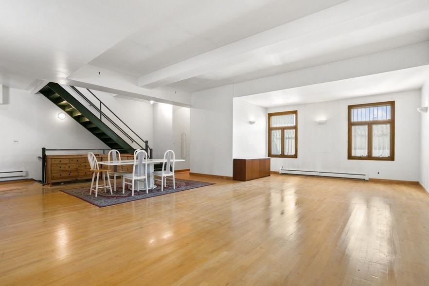 5 Stuyvesant Ave, Brooklyn, NY for sale - Interior Photo - Image 3 of 10