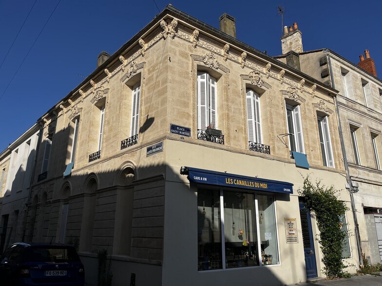 Office in Bordeaux for lease - Building Photo - Image 1 of 6